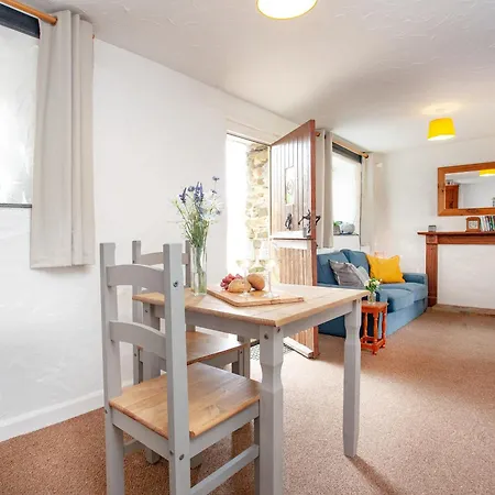 Byre * Saint Martin (Looe)